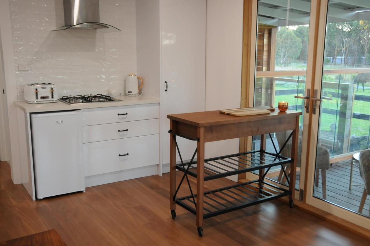 Bed and Breakfast Wagtail Nest Country Retreat - Longford Vic 3851 Sale Zewnętrze zdjęcie